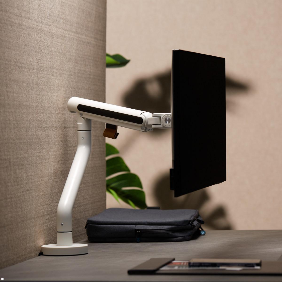 Fellowes Smartview Single Monitor Tischhalterung, Anwendungsbeispiel