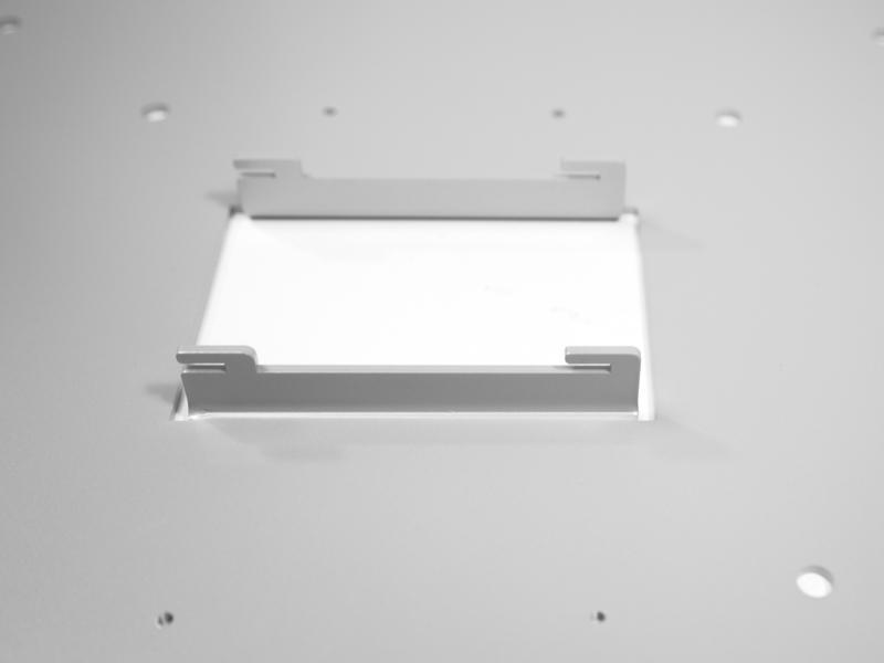 MonLines V013 VESA Adapterplatte zum Einhaken MonLines V013 VESA Adapterplatte zum Einhaken
