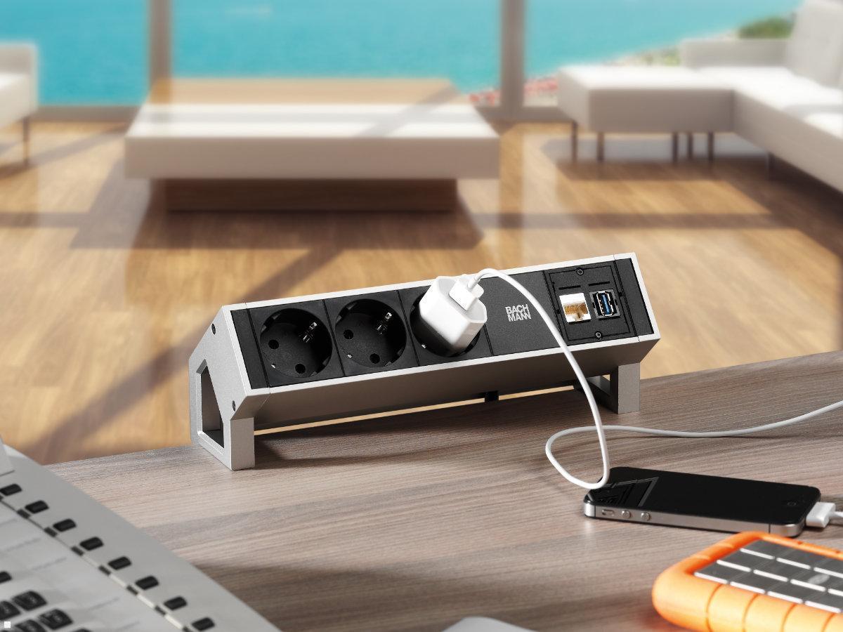 Bachmann DESK 2, 2x Steckdose, USB-C Charger 30W, CM (902.966) schwarz, Anwendung, Abb. ähnlich Bachmann DESK 2, 2x Steckdose, USB-C Charger 30W, CM (902.966) schwarz, Anwendung, Abb. ähnlich