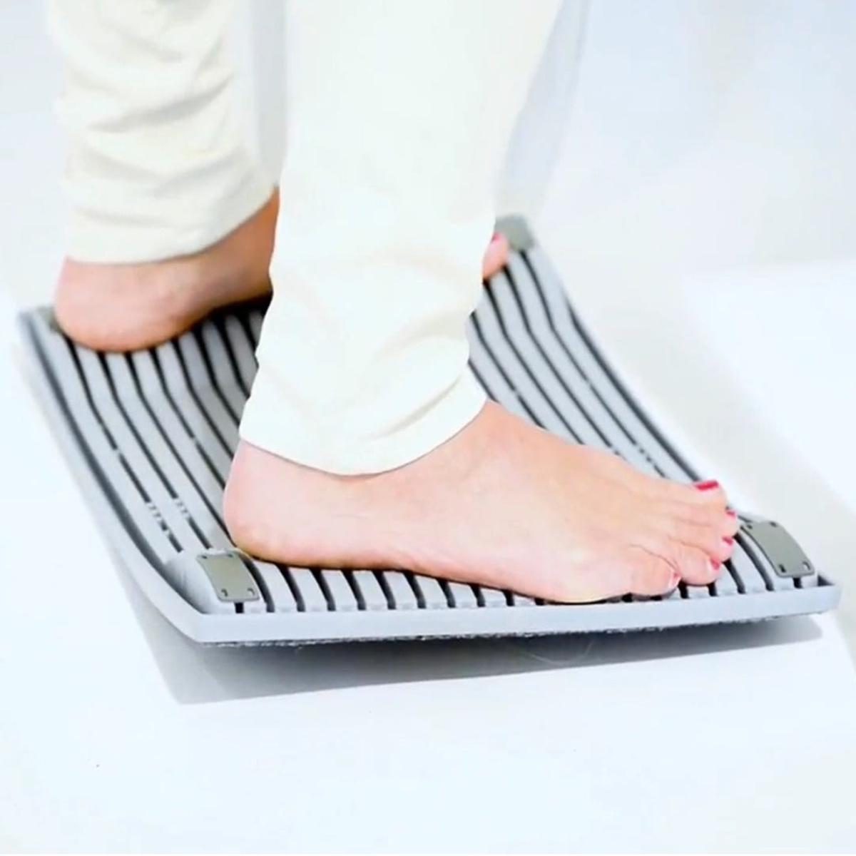 Gymba ergonomisches Aktivboard, anthrazit Anwendungsbeispiel Gymba ergonomisches Aktivboard, anthrazit Anwendungsbeispiel