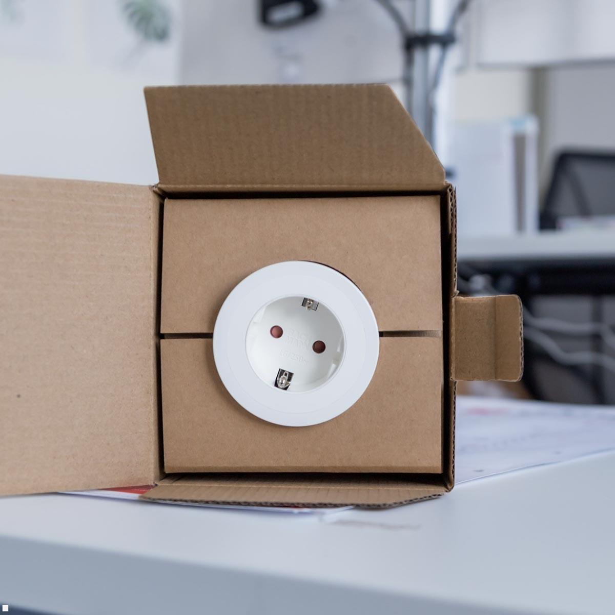 Bachmann PIX Einbausteckdose 926.300 - Verpackung Bachmann PIX Einbausteckdose 926.300 - Verpackung