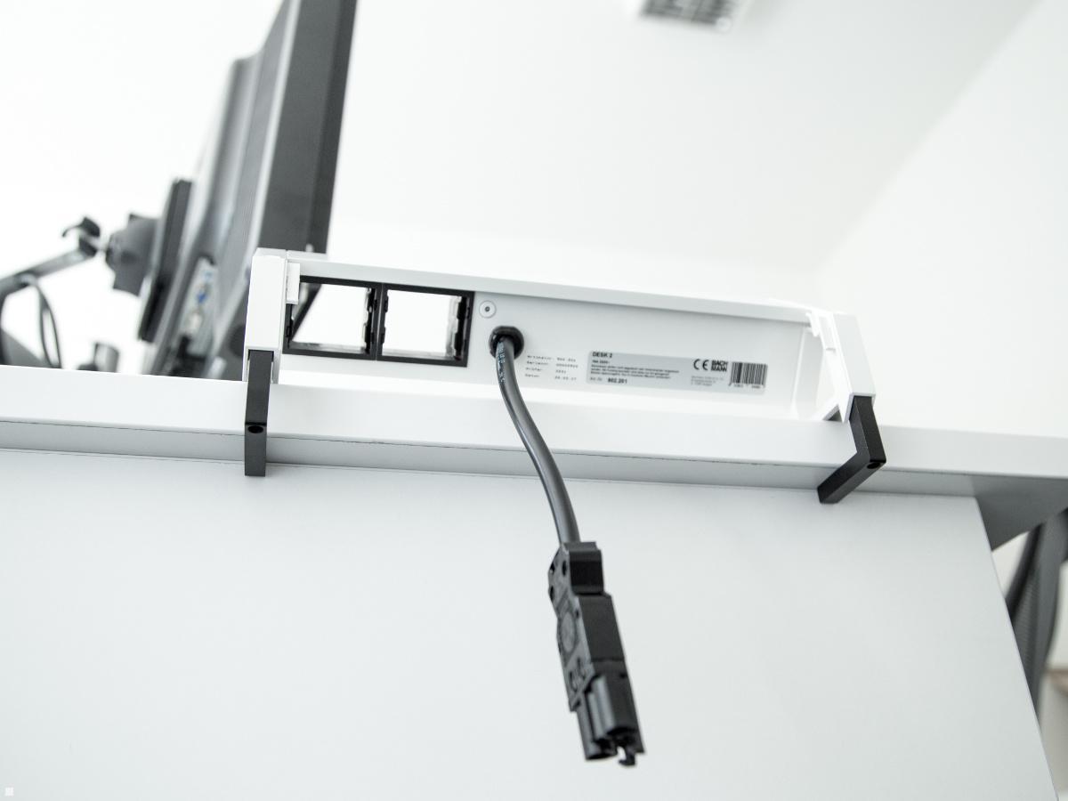 Bachmann DESK 2, 2x Steckdose, USB-C Charger 30W, CM (902.966) schwarz, Rückansicht, Abb. ähnlich Bachmann DESK 2, 2x Steckdose, USB-C Charger 30W, CM (902.966) schwarz, Rückansicht, Abb. ähnlich