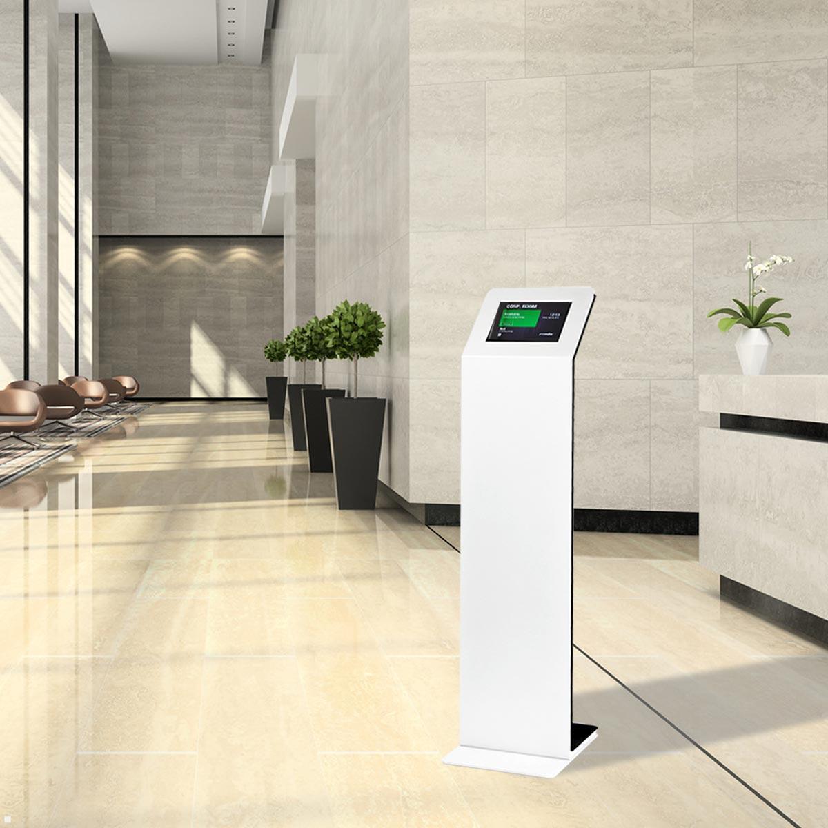 TabLines TBS136 Design Tabletständer quer mit Akku für Apple iPad Air 11 M2 Beispiel Hotel