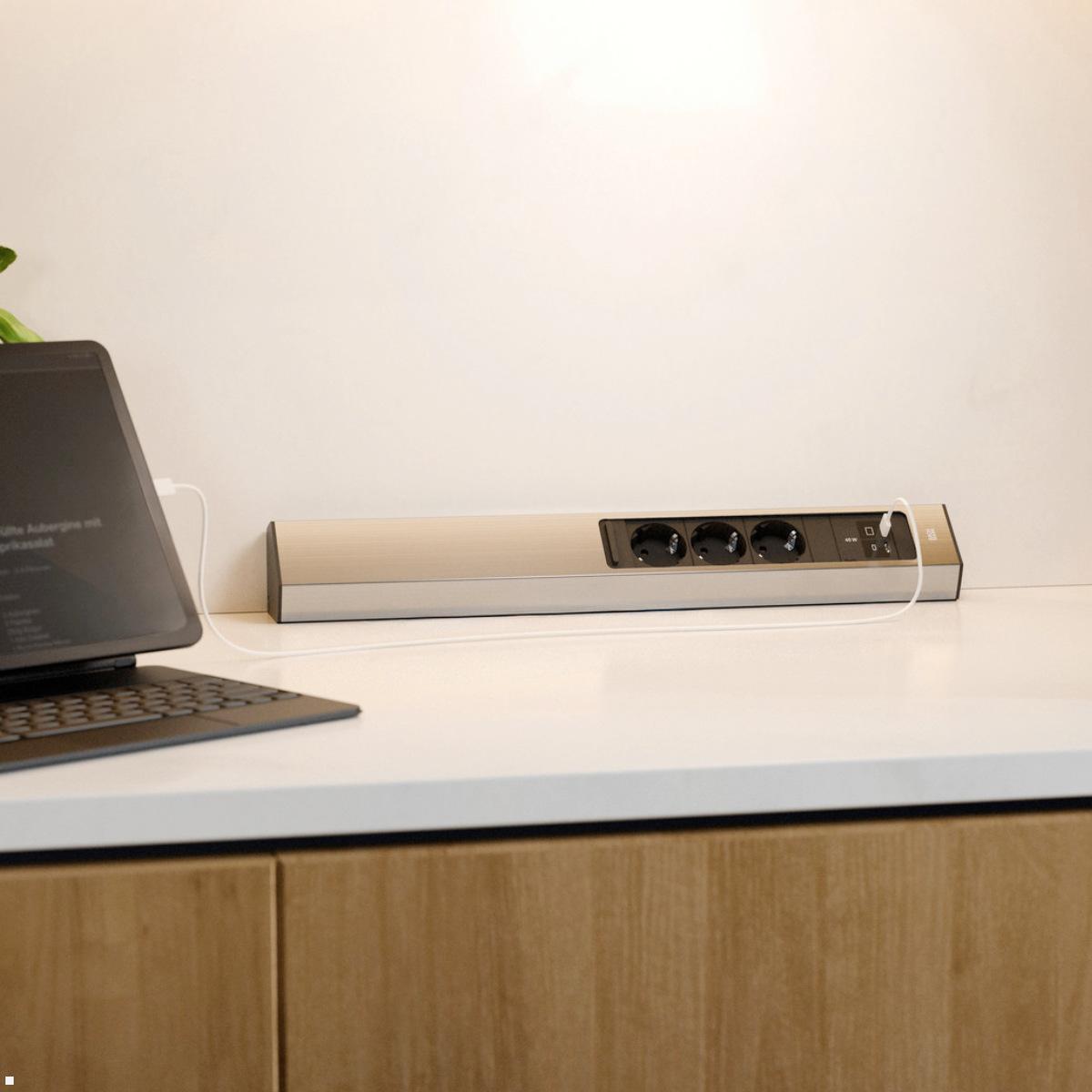 Bachmann CASIA 2 3x Steckdose 1x USB C/C 45W, 2m Zuleitung (BM0023174), Edelstahl Optik, Schiebevorrichtung geschlossen