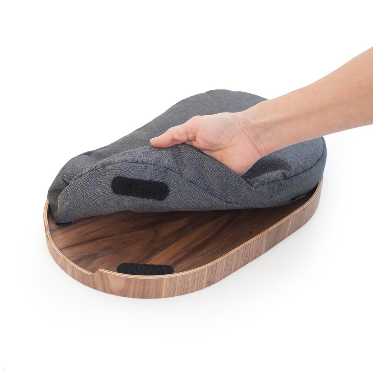 Bosign CurveLine™ Knietablett Laptray, Mittelgroß, Rutschfest, abnehmbares Kissen
