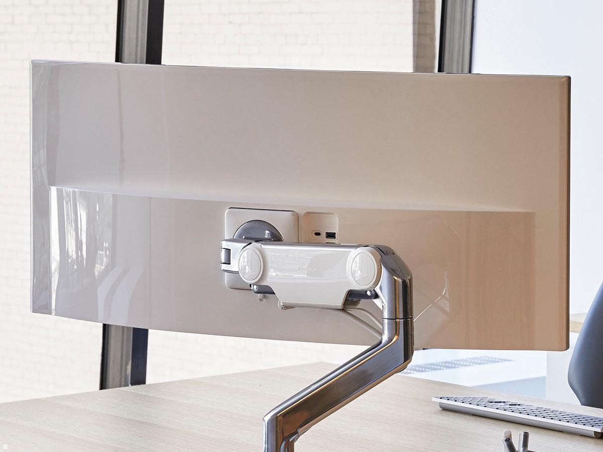 Humanscale M8.1 Monitorhalter Tisch Durchschraub, schwarz, Monitor Anbindung Humanscale M8.1 Monitorhalter Tisch Durchschraub, schwarz, Monitor Anbindung