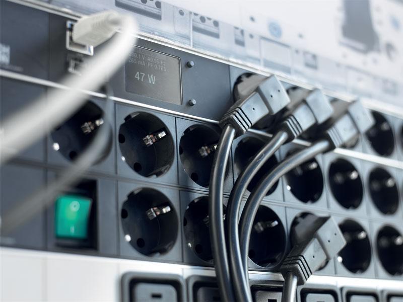 Bachmann IT PDU 19Zoll Steckdosenleiste 7x Steckdose 1x Schalter (333.600) Serverrack Bachmann IT PDU 19Zoll Steckdosenleiste 7x Steckdose 1x Schalter (333.600) Serverrack