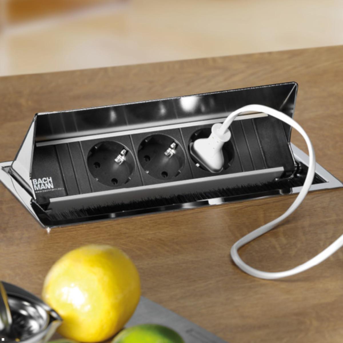 Bachmann CONI Modulträger 4-fach 1x Steckdose, 3x CM (912.026), Anwendungsbeispiel